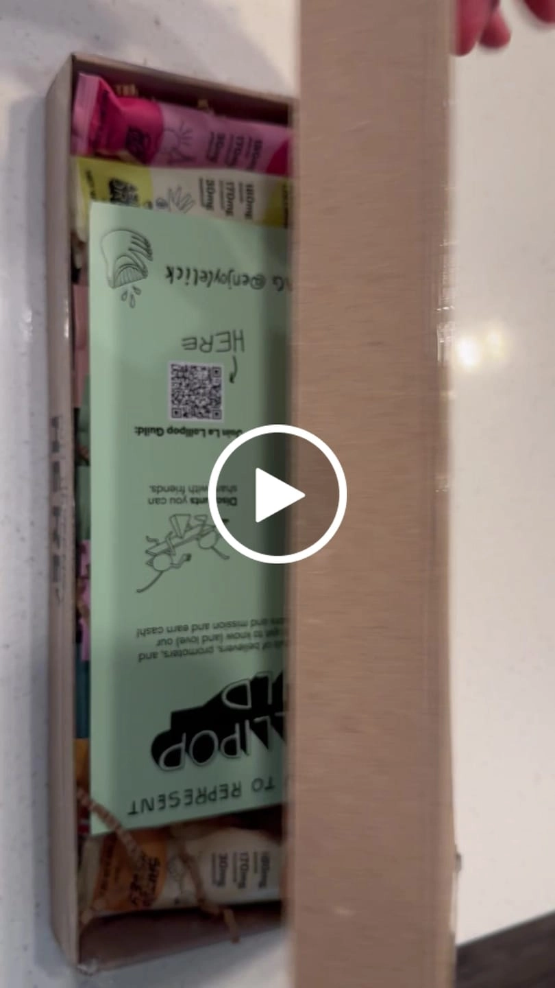 Customer video review of Influencer Box - Launch
